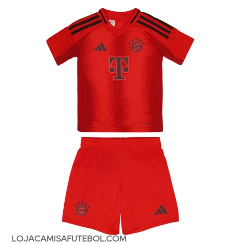 Camisa de Futebol Bayern Munich Equipamento Principal Infantil 2024-25 Manga Curta (+ Calças curtas)